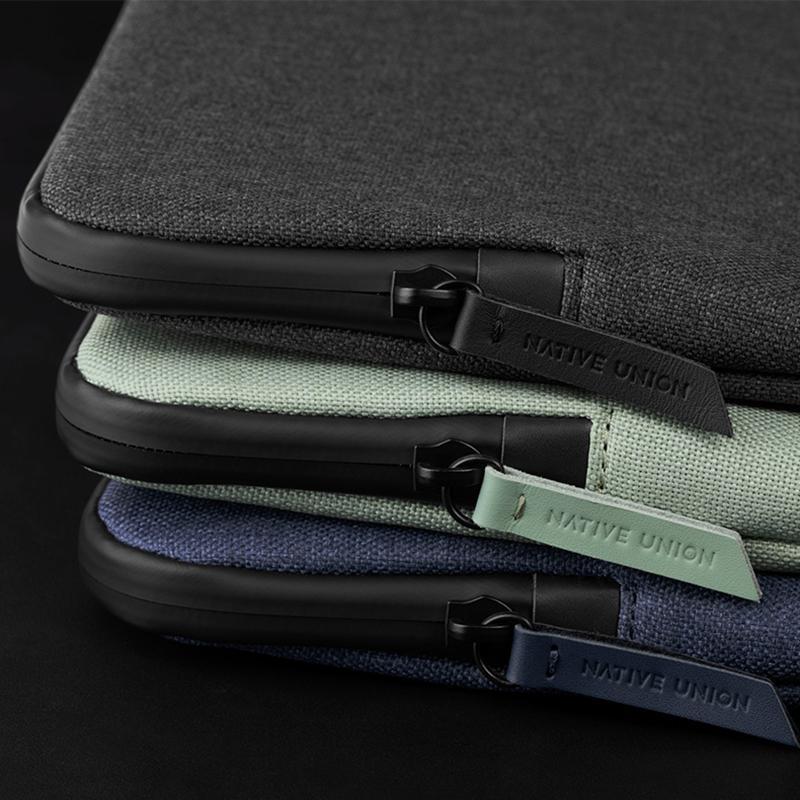 Stow Lite Sleeve for MacBook (16")